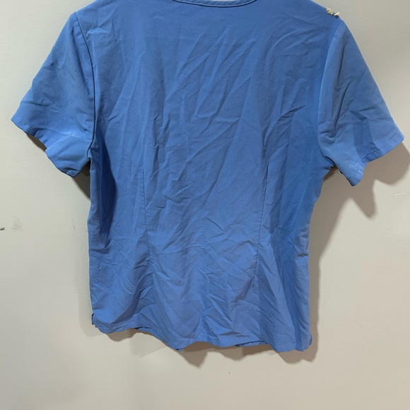 Figs technical scrub shirt size medium blue - Picture 3 of 7